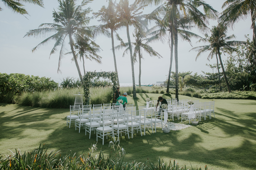 THE WEDDING | LISA & CRAIG at Villa Arika Bali  4