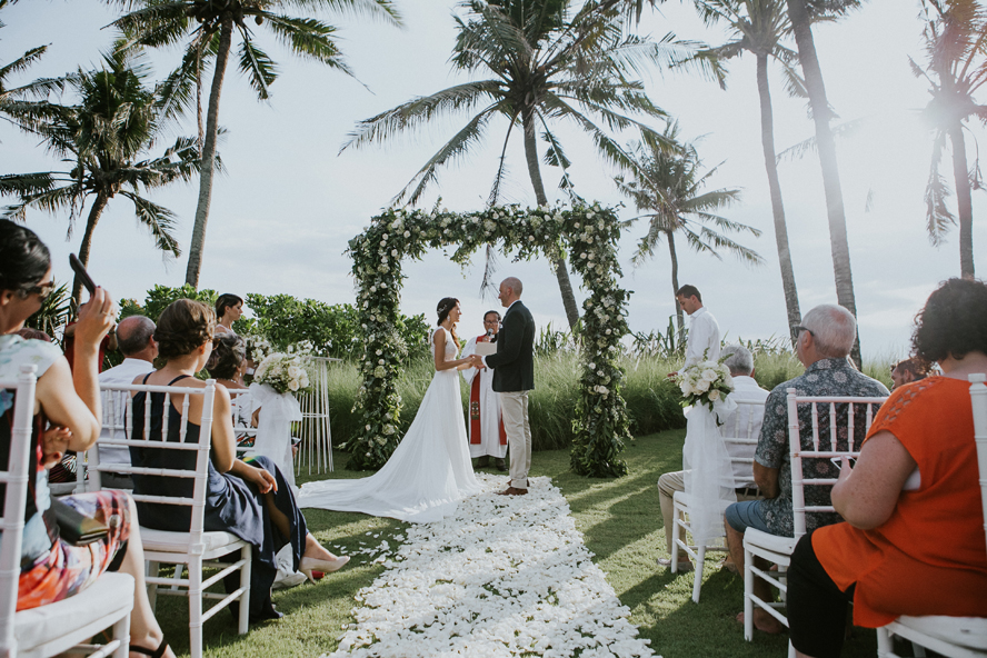 THE WEDDING | LISA & CRAIG at Villa Arika Bali  57
